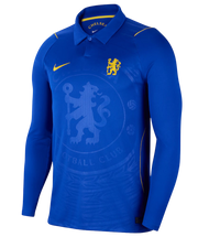 Long-sleeved